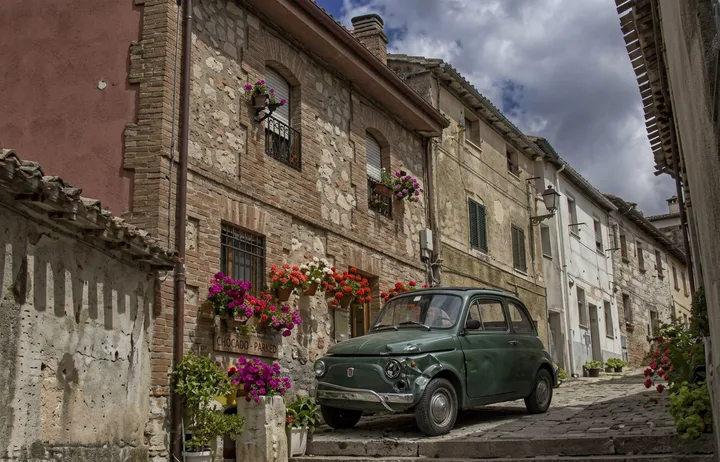 Coche accidentado en Burgos